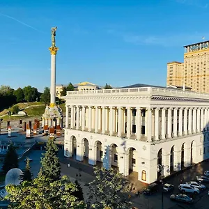 https://amazing-view-of-independence-square.hotels-of-kiev.com